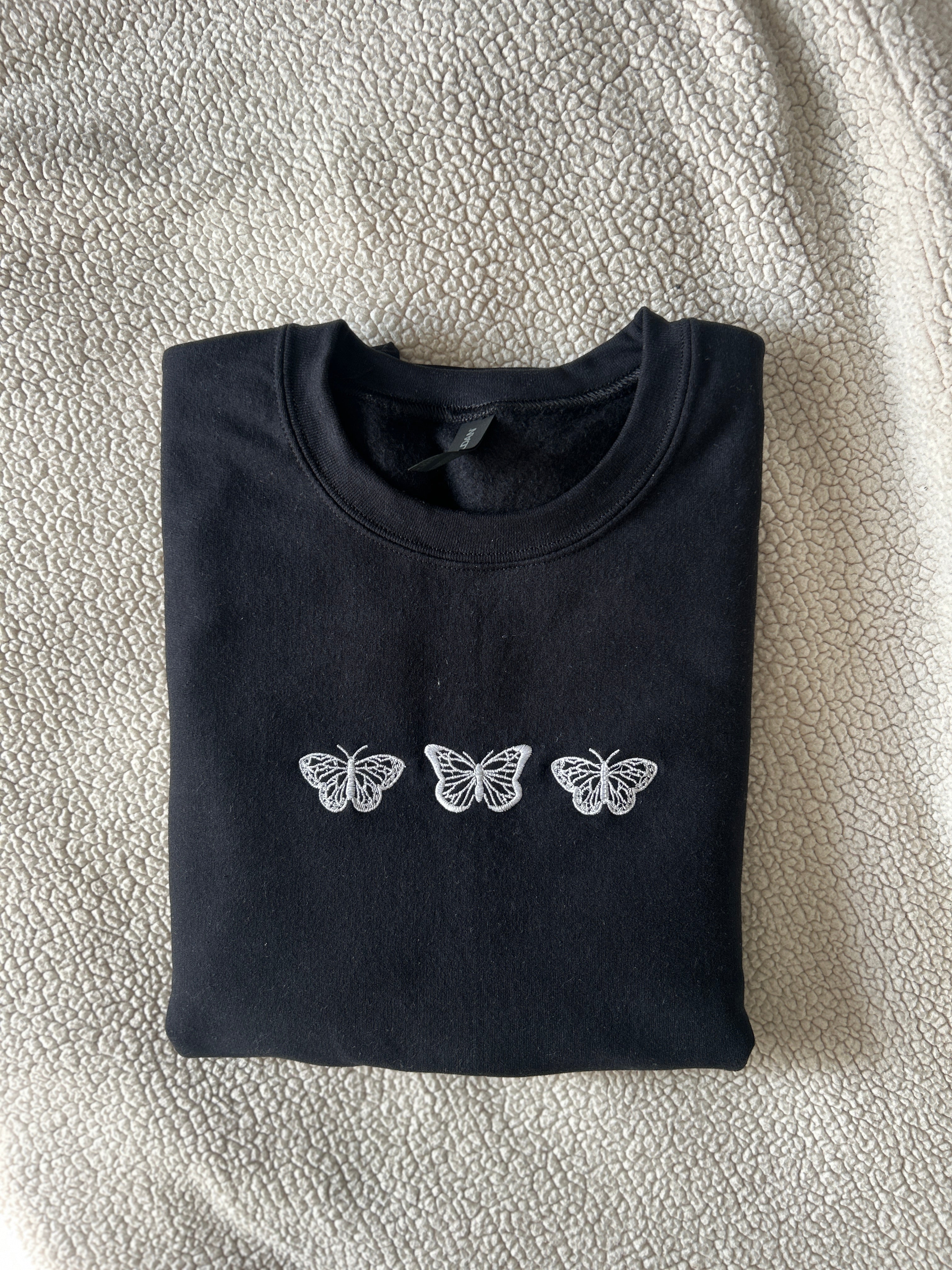 Butterfly Outlined - Crewneck
