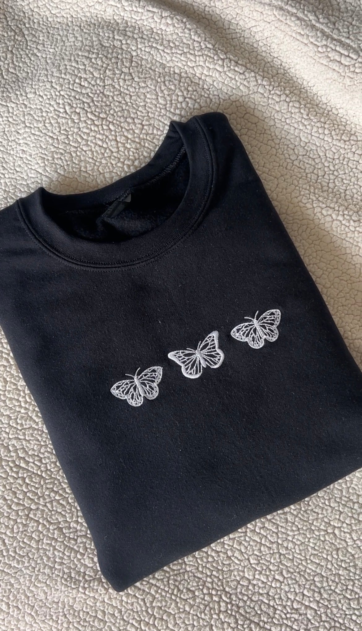 Butterfly Outlined - Crewneck